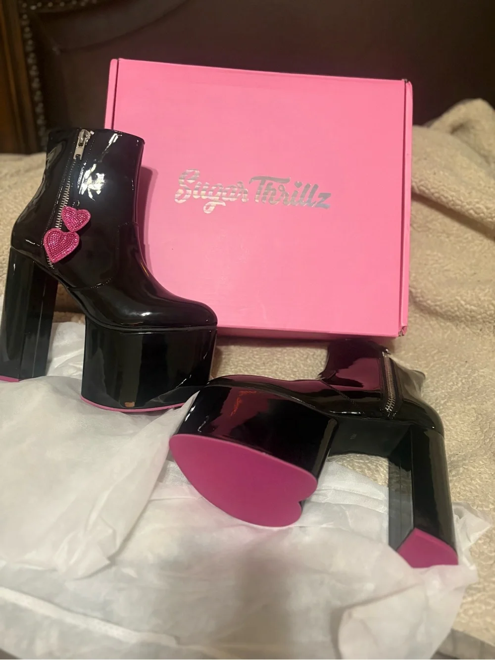 Sugar Thrillz Dollskill Black Patent Platform Ankle Boots with Pink Heart Zipper